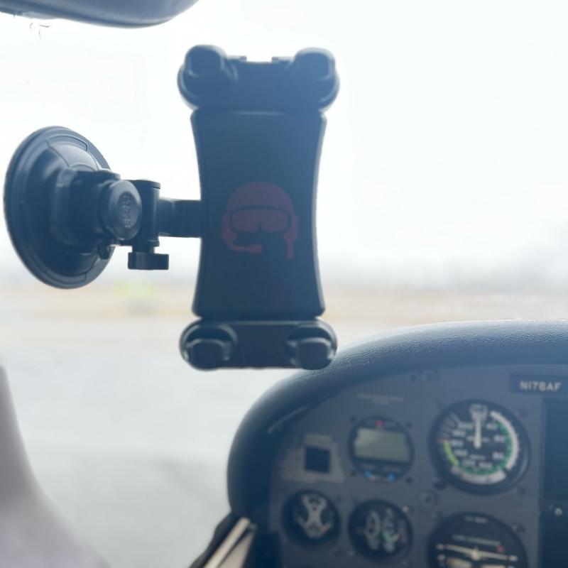 FlightPro Aviator+ iPad Suction Cup Mount for pilots